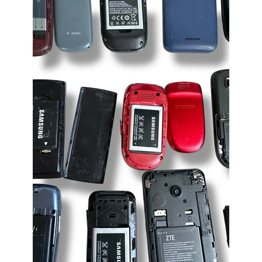 Lot of 13 Vintage Cell Phones Mixed Lot Samsung Nokia, Alcatel ZTE BLU, Sidekick